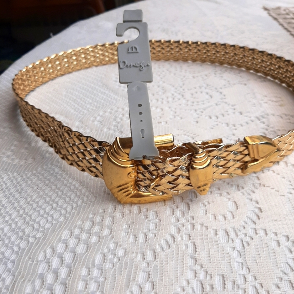 Gold belt